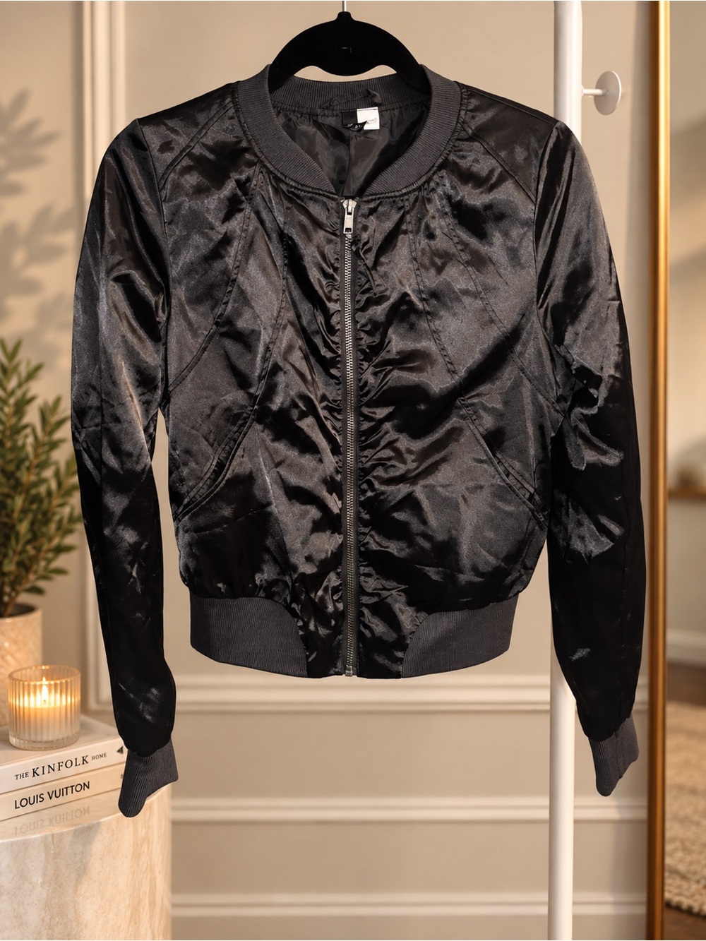 Women's Black Bomber Jacket Size 6 Like New